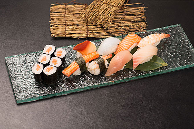Assorted-Sushi